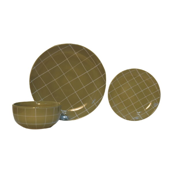 Dahlia Plate Set - Image 4
