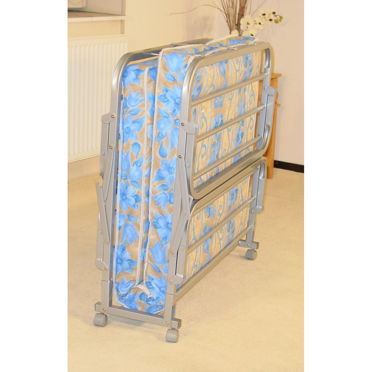 Miami Folding Bed Silver - Image 2